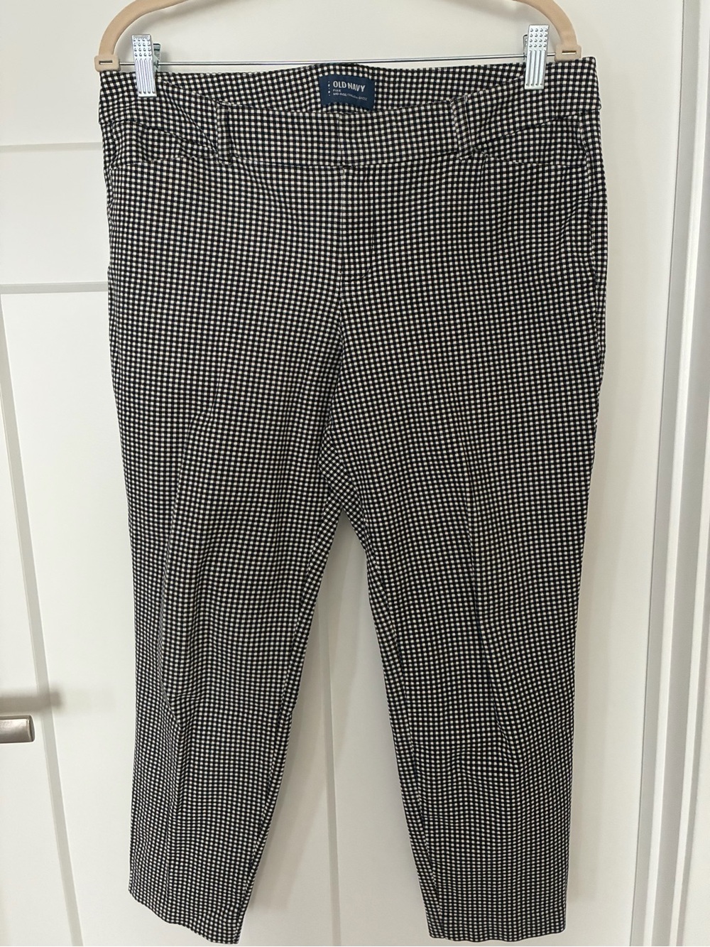 Old Navy Black & White Checked Stevie Ankle Pants